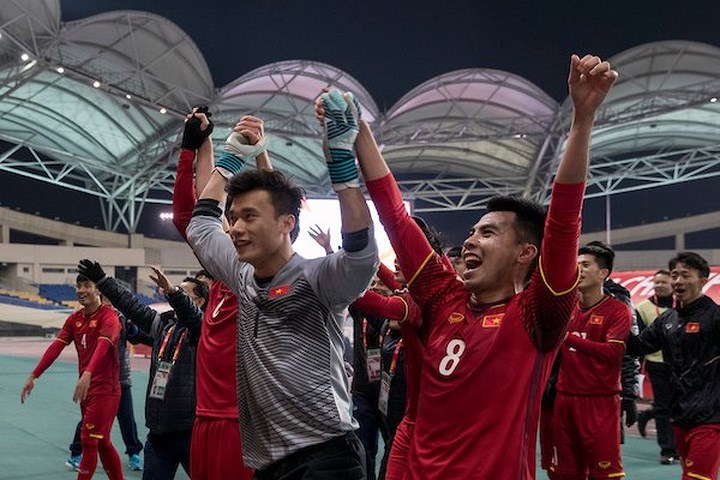 U23 Việt Nam trở thành đội bóng Đông Nam Á đầu tiên vào vòng bán kết Giải bóng đá U23 châu Á 2018 (21/01/2018)